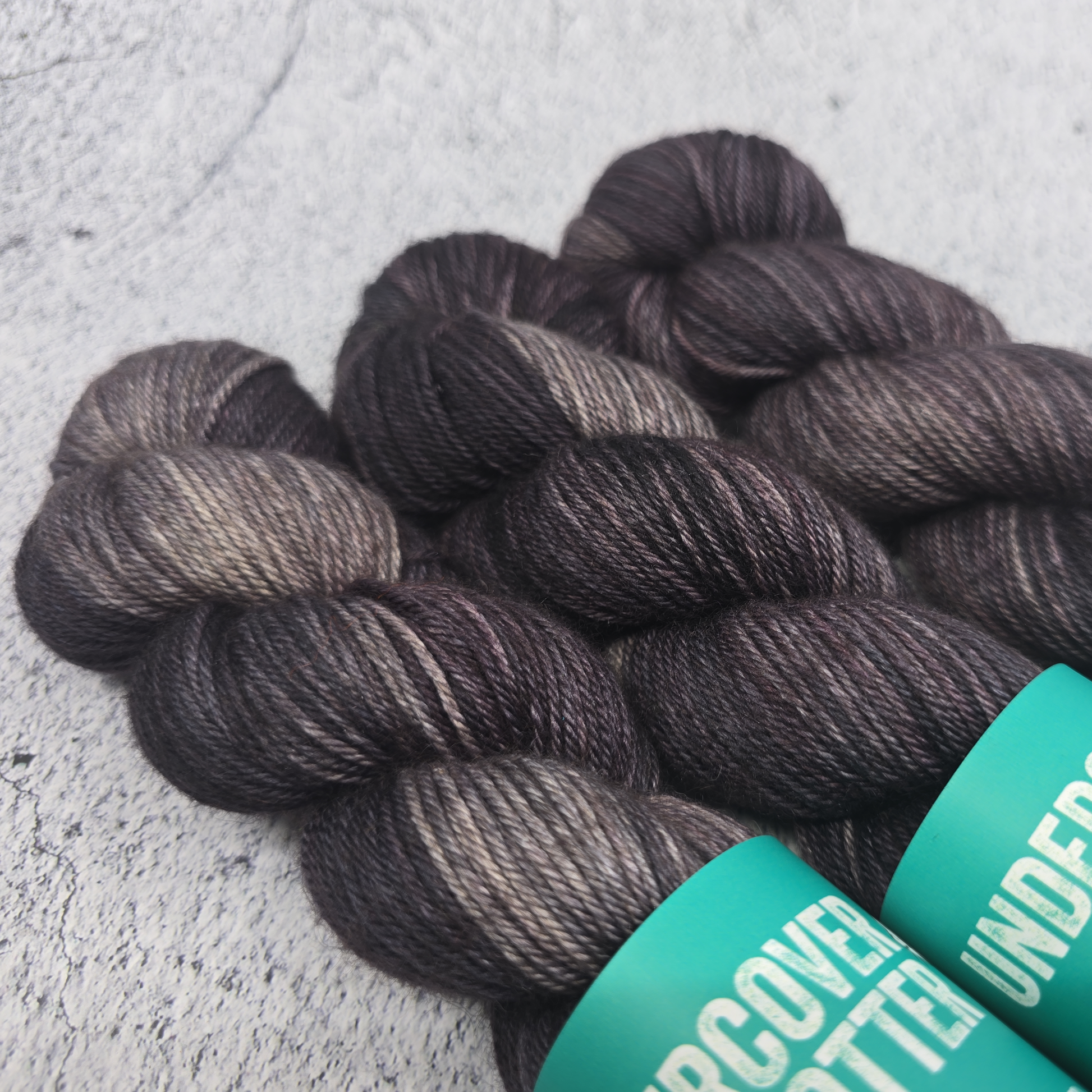 Atramentum - Eventide DK - Undercover Otter - Yarn - Undercover Otter - Default Title