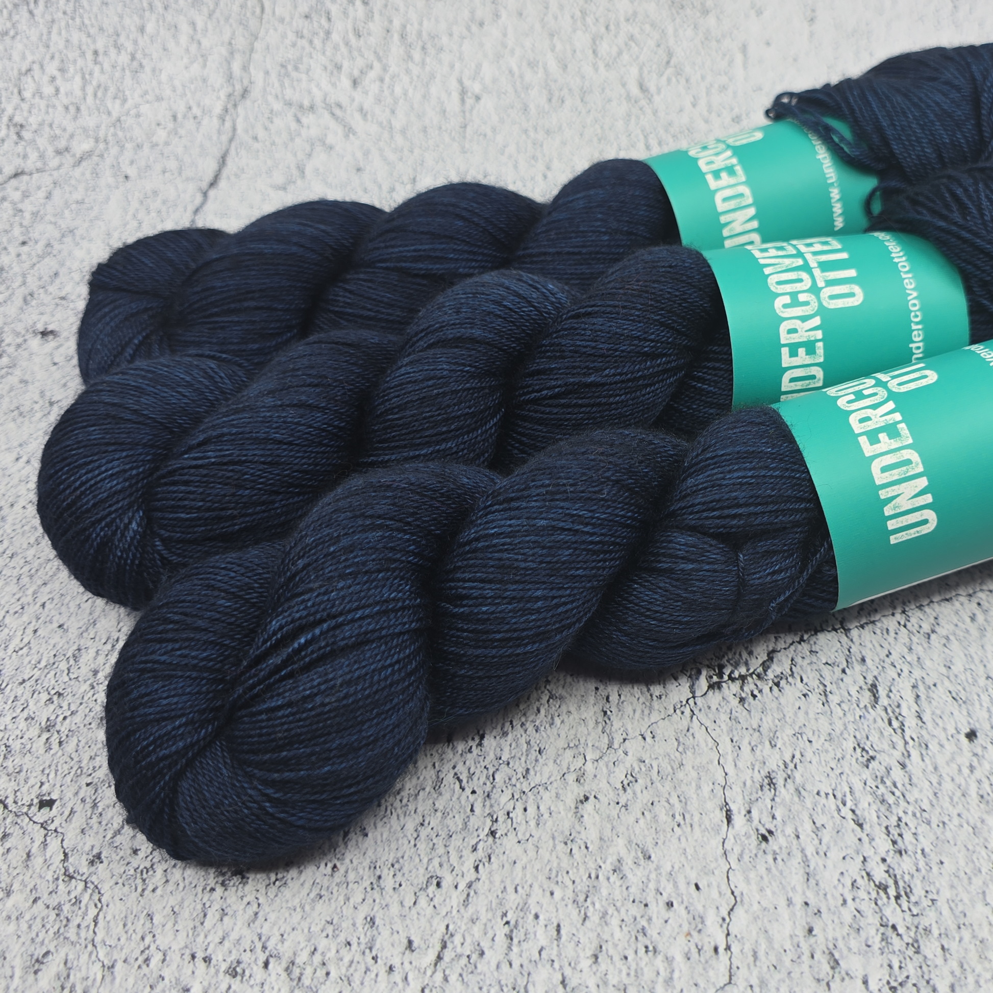 Below - Eventide Fingering - Undercover Otter - Yarn - Undercover Otter - Default Title