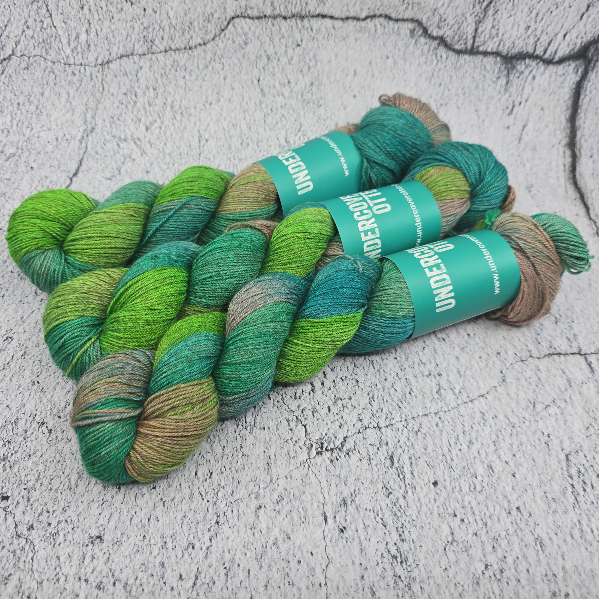 Eidolon - Eventide Fingering - Undercover Otter - Yarn - Undercover Otter - Default Title