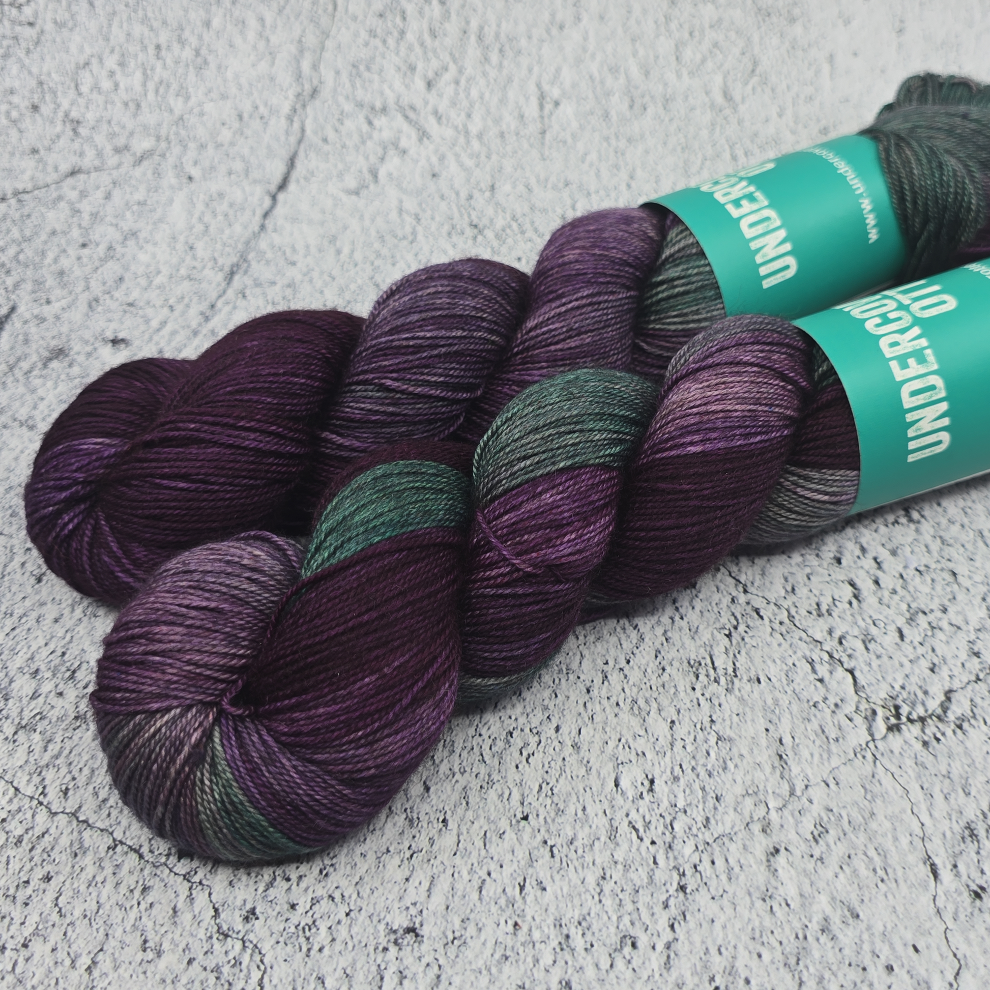 Loveland Lurker - Eventide Fingering - Undercover Otter - Yarn - Undercover Otter - Default Title