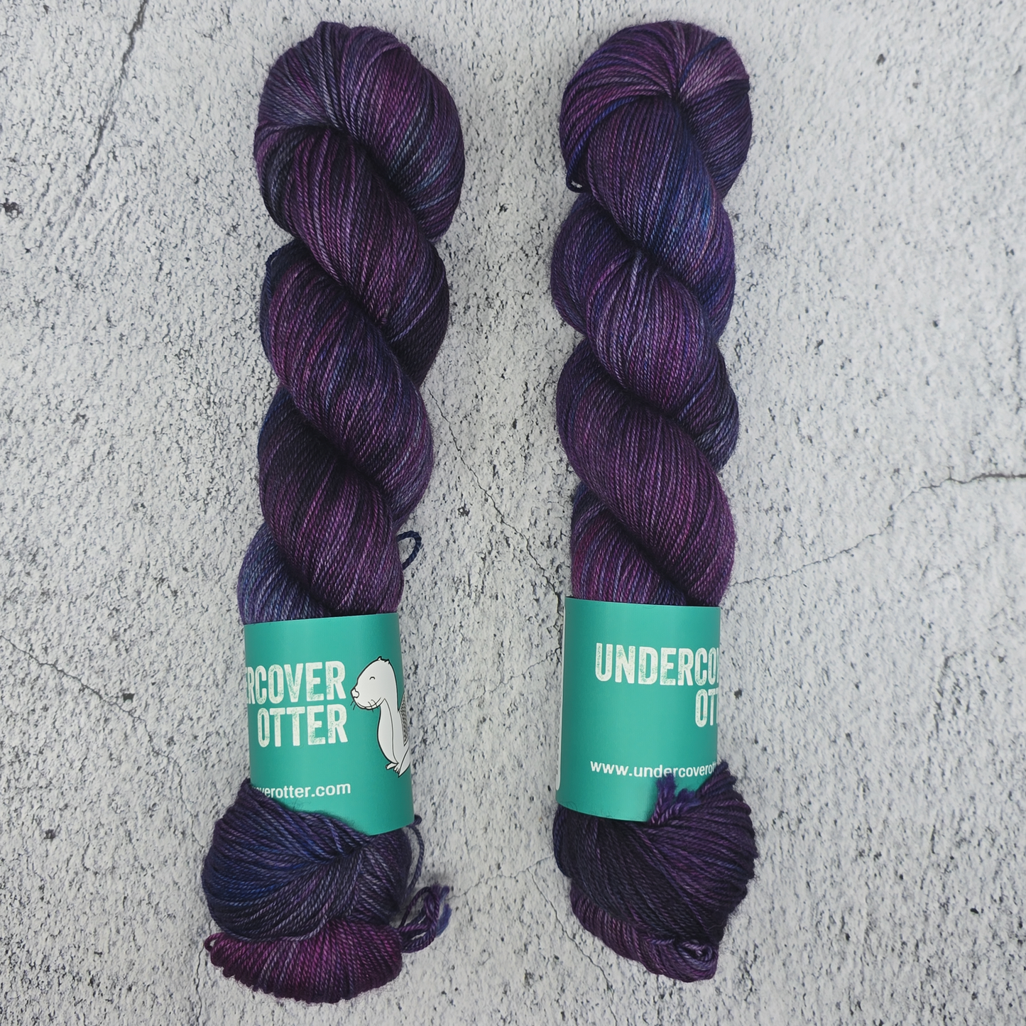 Umibozu - Eventide Fingering - Undercover Otter - Yarn - Undercover Otter - Default Title