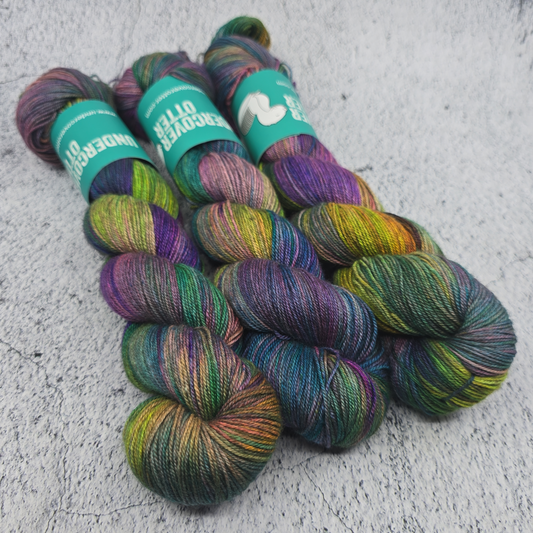 Venefice - Eventide Fingering - Undercover Otter - Yarn - Undercover Otter - Default Title