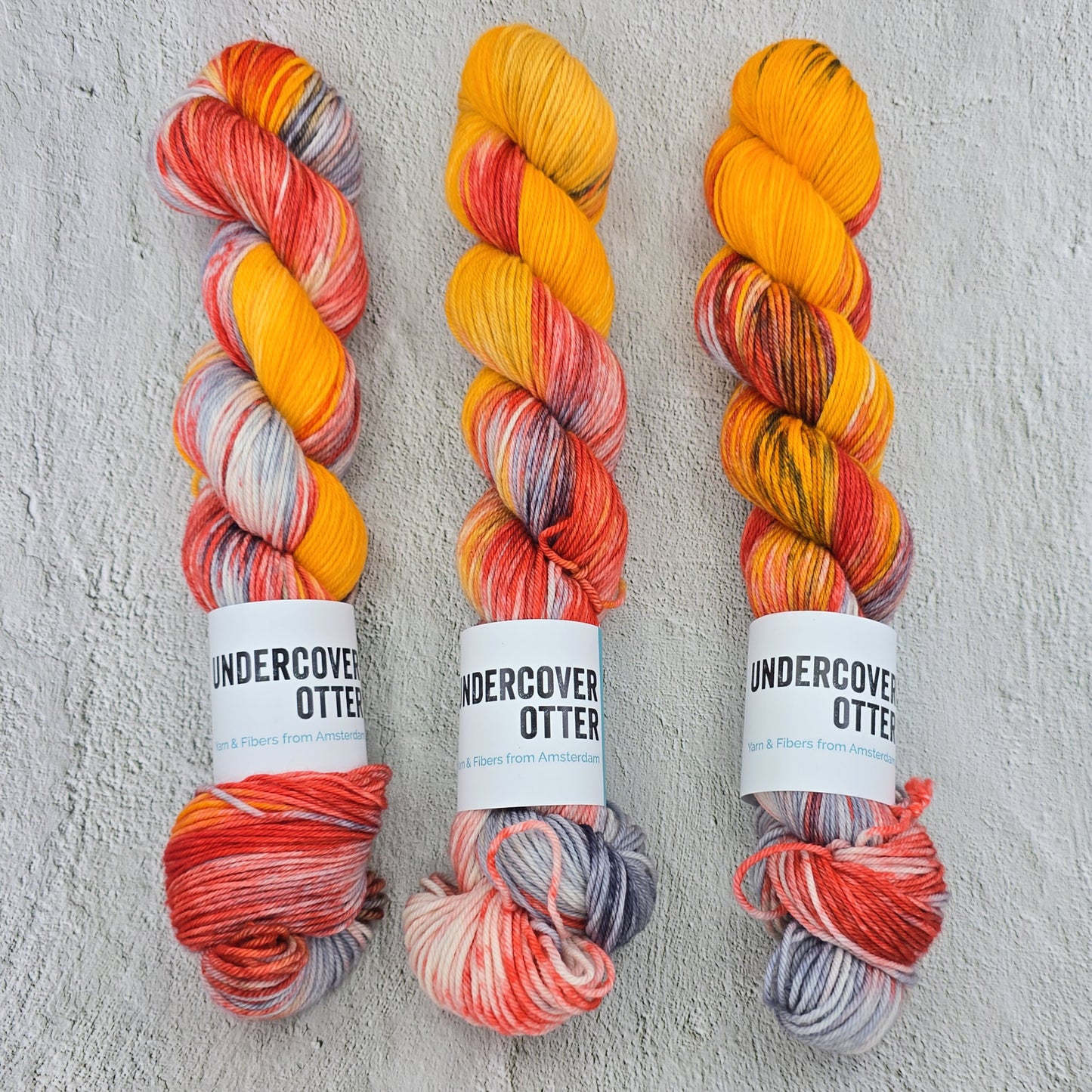 The Dancing Clown - Jump Scare DK - Undercover Otter - Yarn - Undercover Otter - Default Title