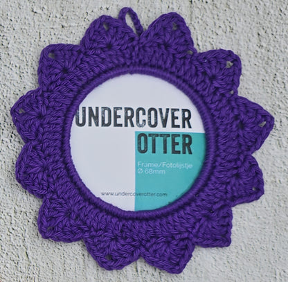 Crochet Picture Frame - Hand Made by Aiden - Undercover Otter - Merchandise - Undercover Otter - Dark Purple