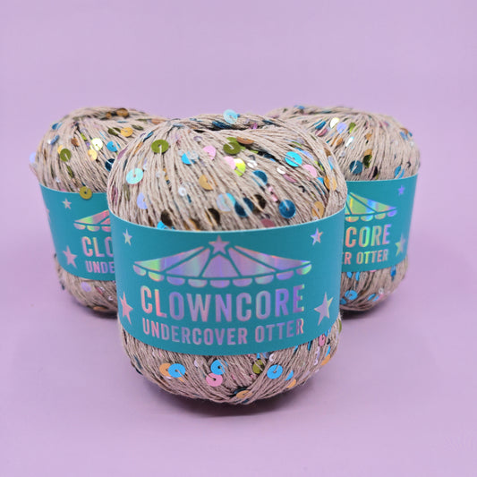 Auguste Crème - Clowncore Sequin Yarn