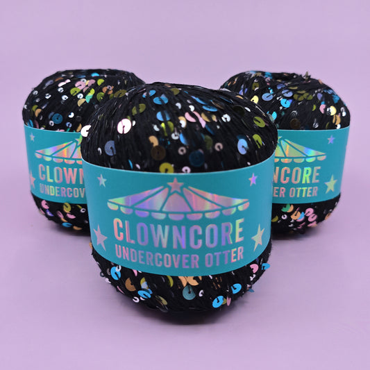 Pierrot Black - Clowncore Sequin Yarn