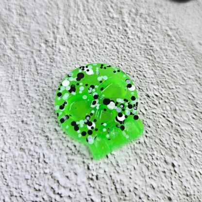 Skull Shaped Magnetic Needle Minder