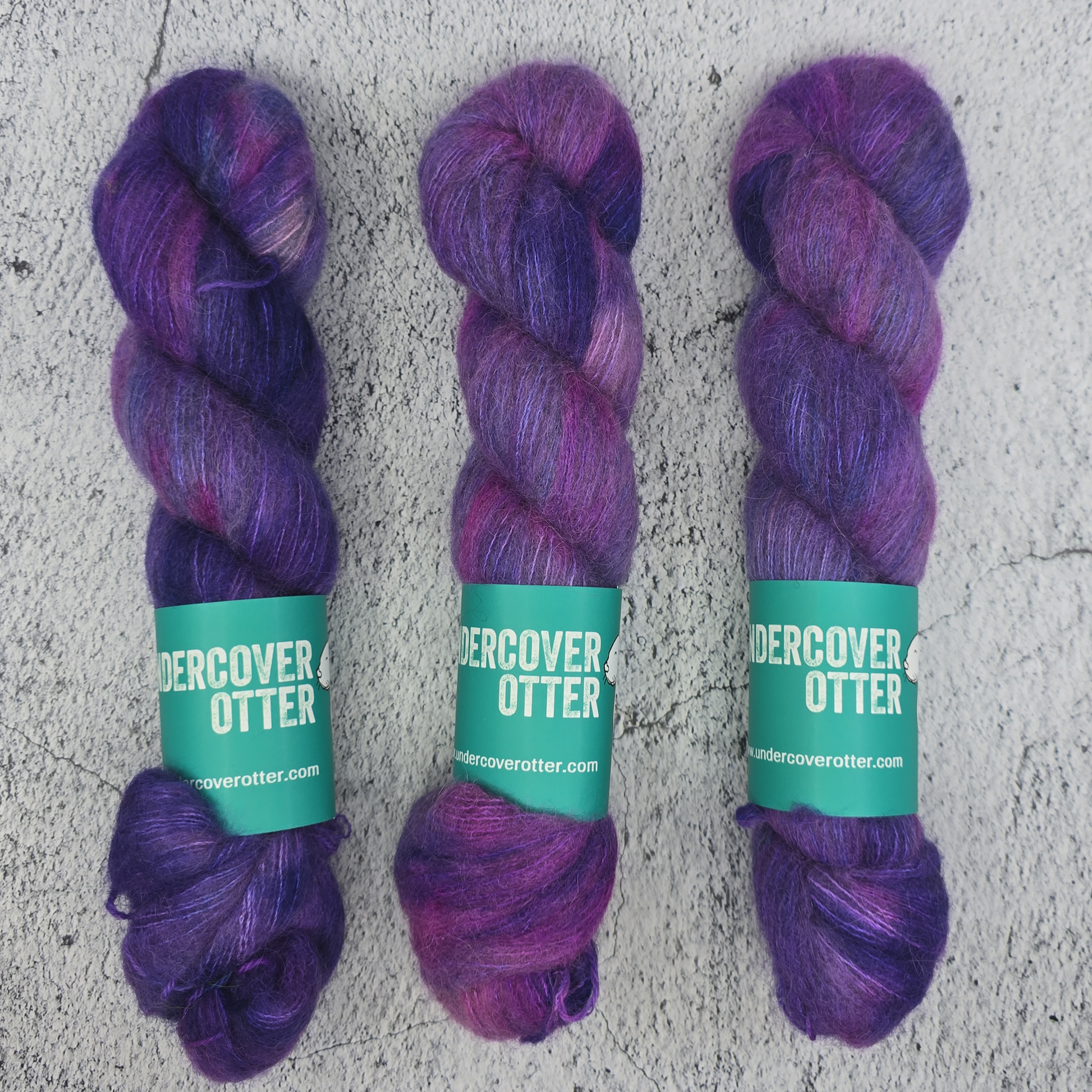 Noctilucent - Eventide Crites - Undercover Otter - Yarn - Undercover Otter - Default Title