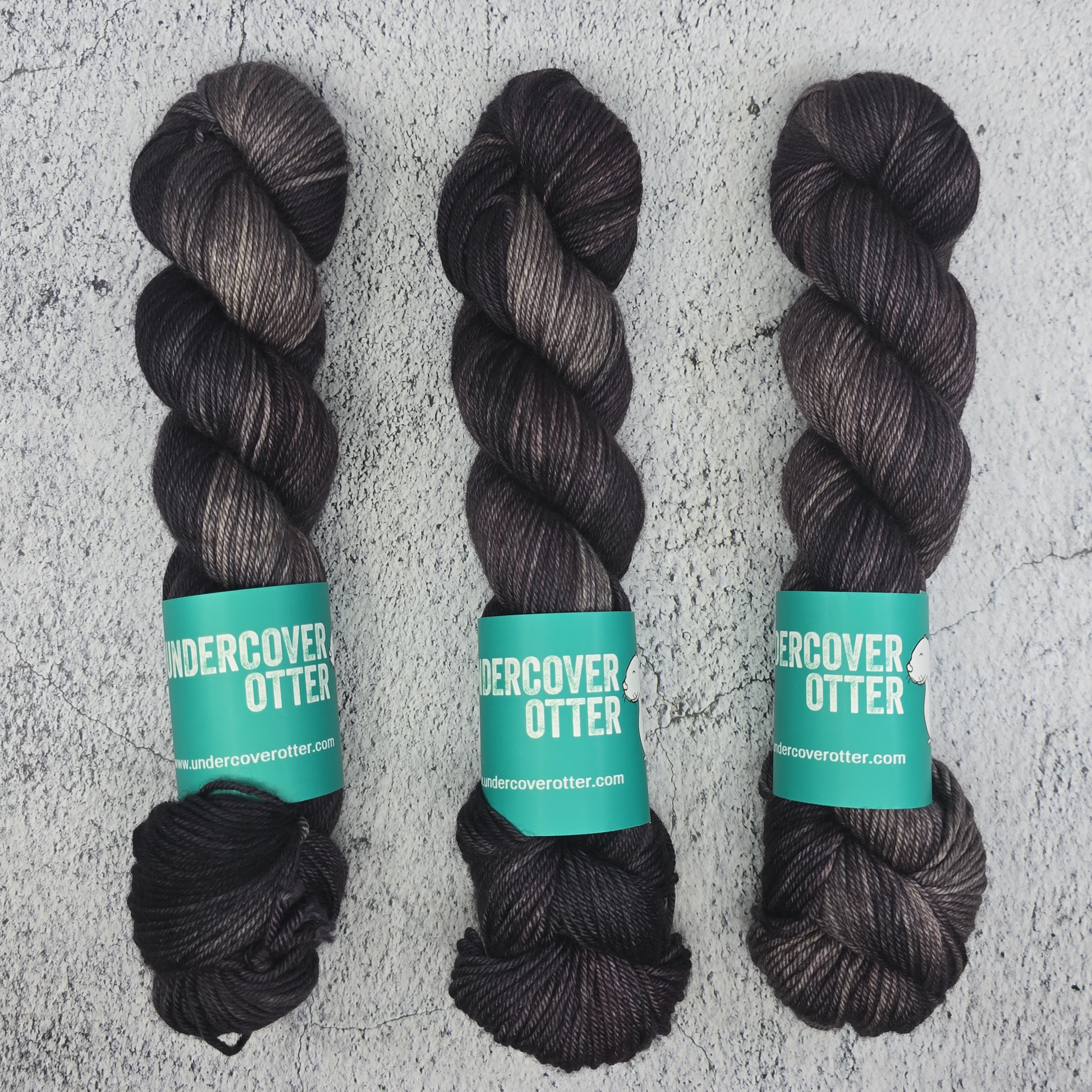 Atramentum - Eventide DK - Undercover Otter - Yarn - Undercover Otter - Default Title