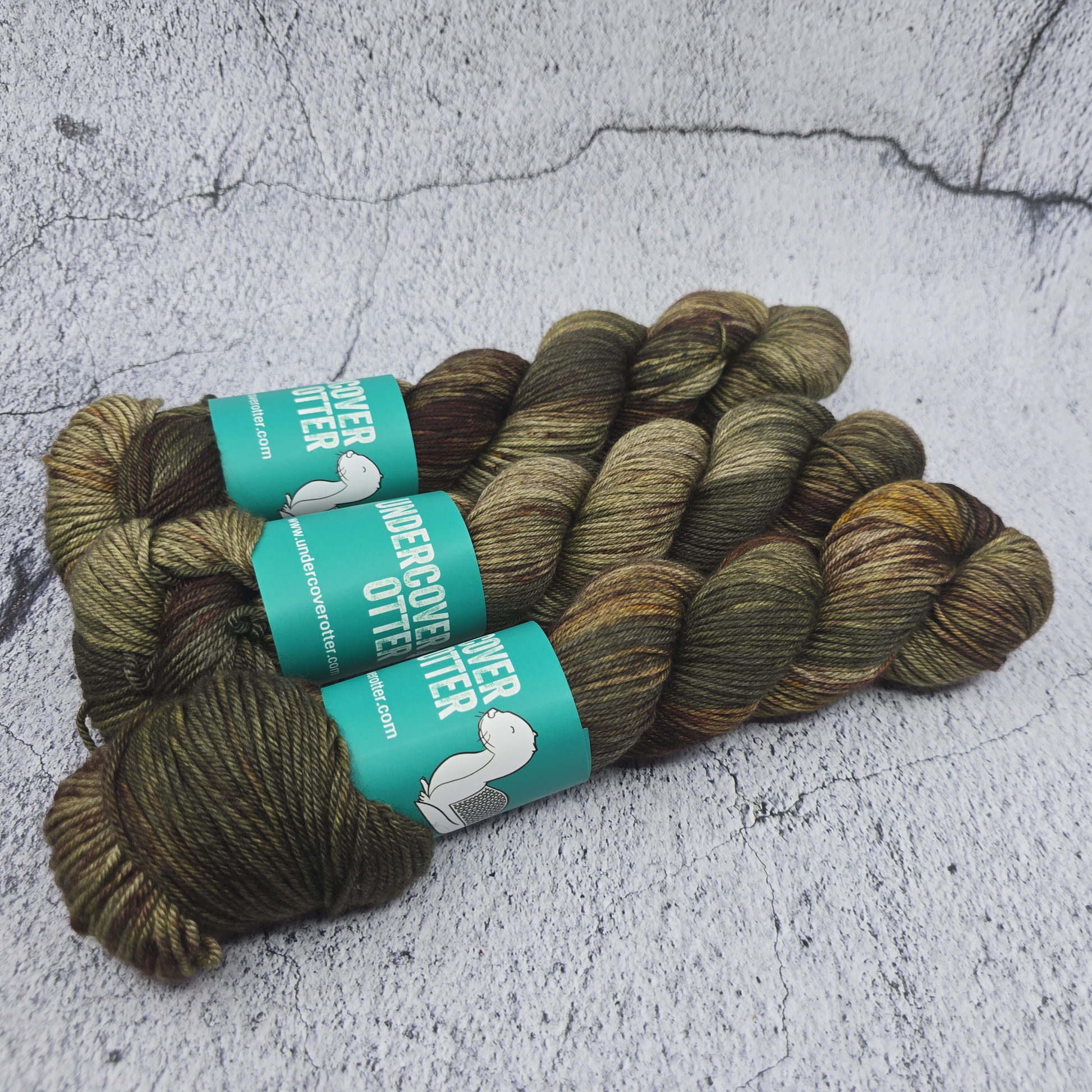 Legend of Boggy Creek - Eventide DK - Undercover Otter - Yarn - Undercover Otter - Default Title