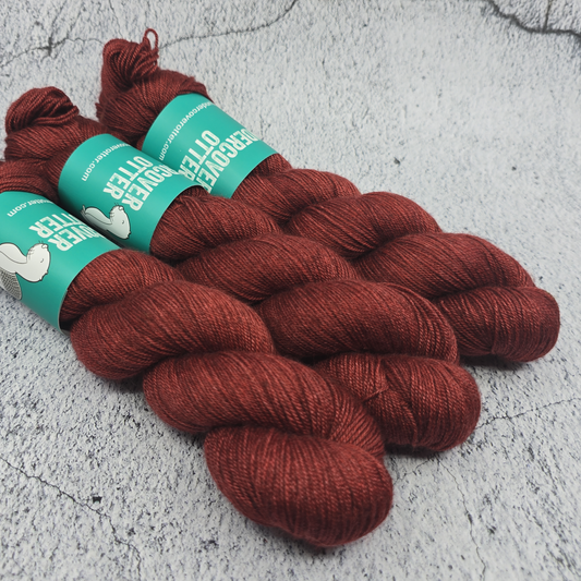 Blood and Wine - Eventide Fingering - Undercover Otter - Yarn - Undercover Otter - Default Title