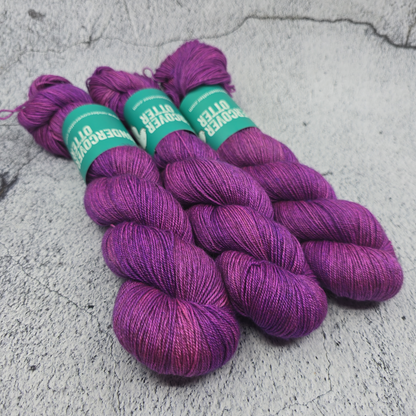 Slumber Party - Eventide Fingering - Undercover Otter - Yarn - Undercover Otter - Default Title