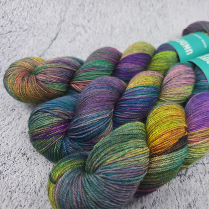 Venefice - Eventide Fingering - Undercover Otter - Yarn - Undercover Otter - Default Title