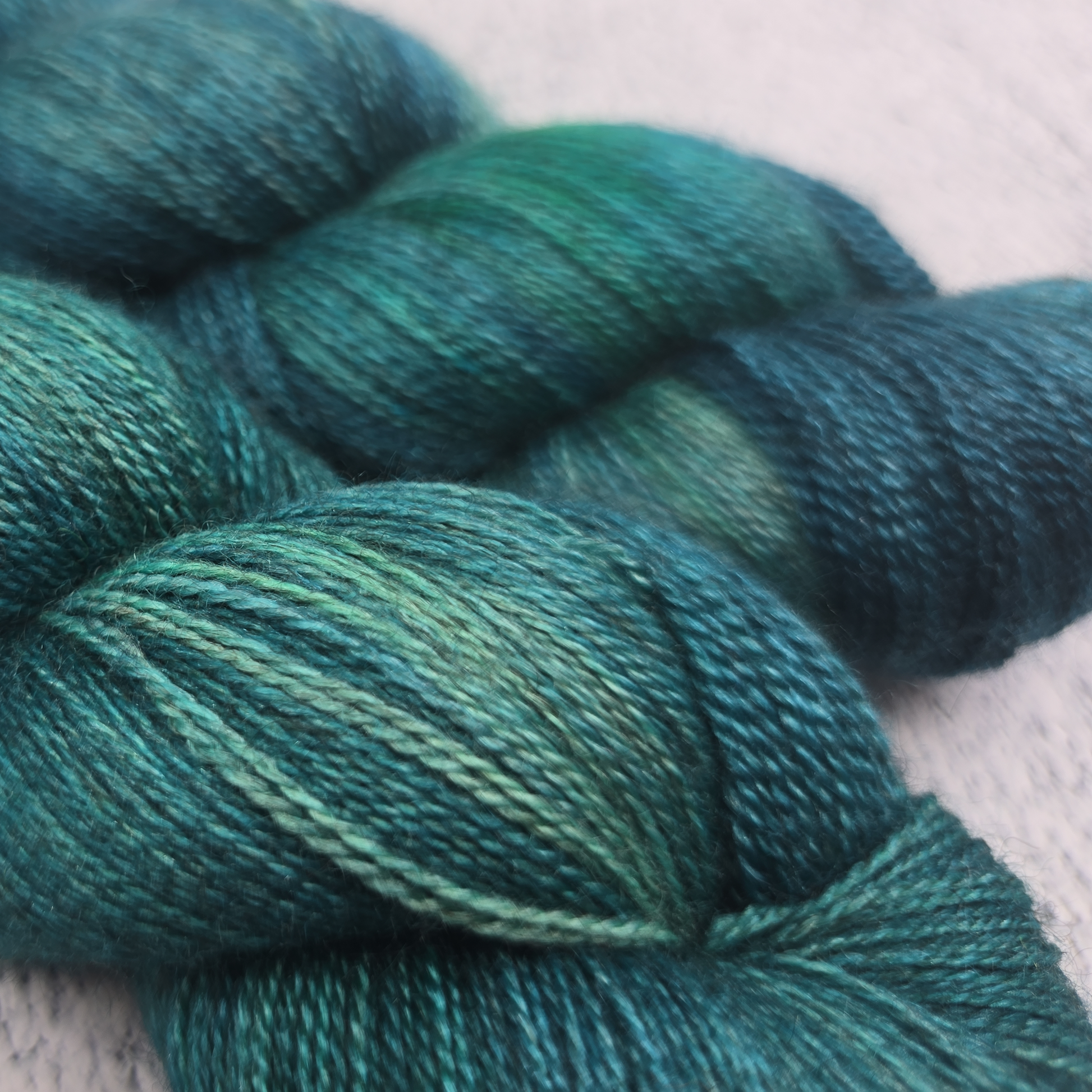 Viridis - Eventide Lace - Undercover Otter - Yarn - Undercover Otter - Default Title