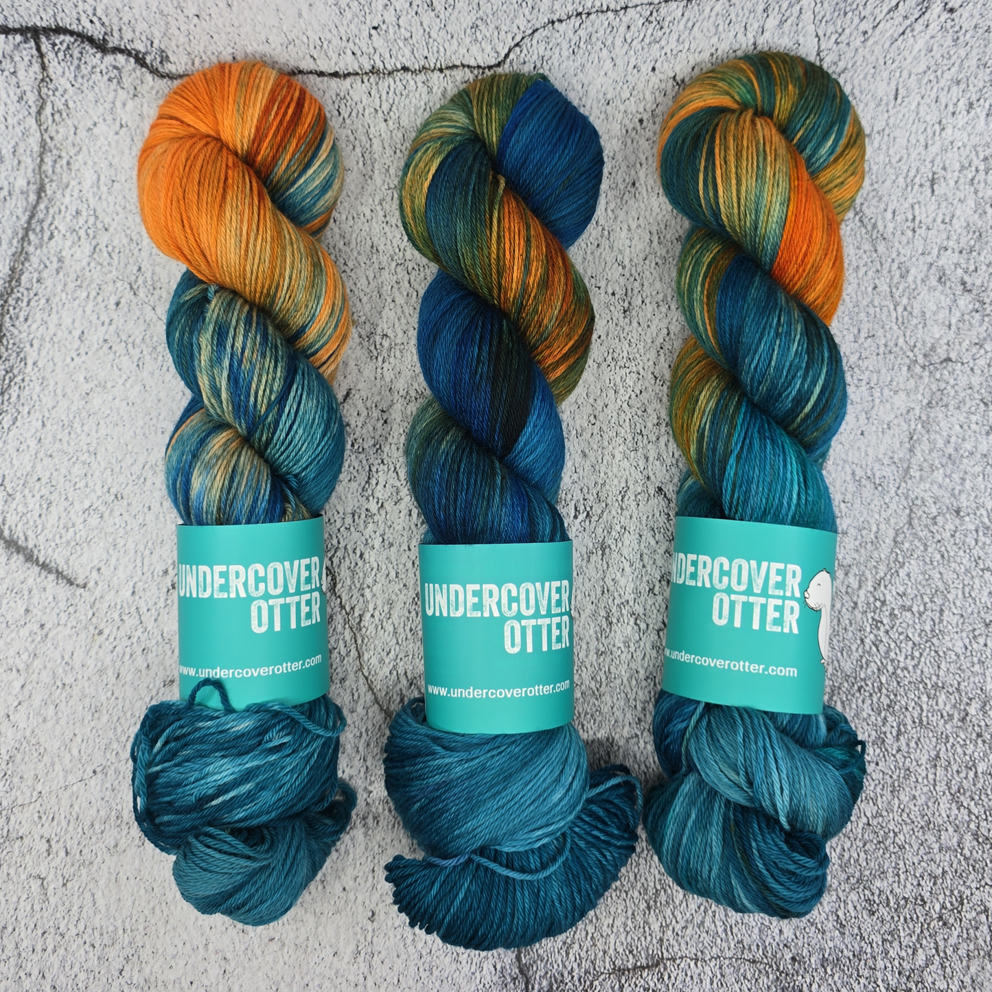 Hill House - Squirm - Undercover Otter