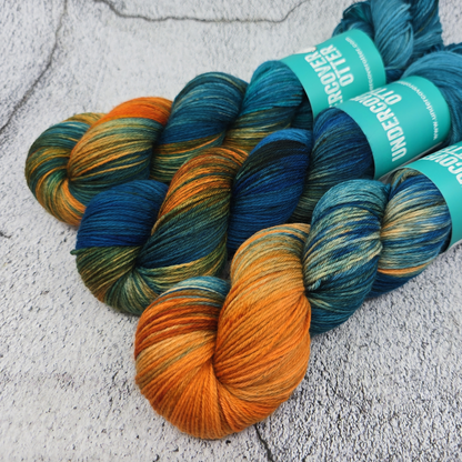 Hill House - Squirm - Undercover Otter