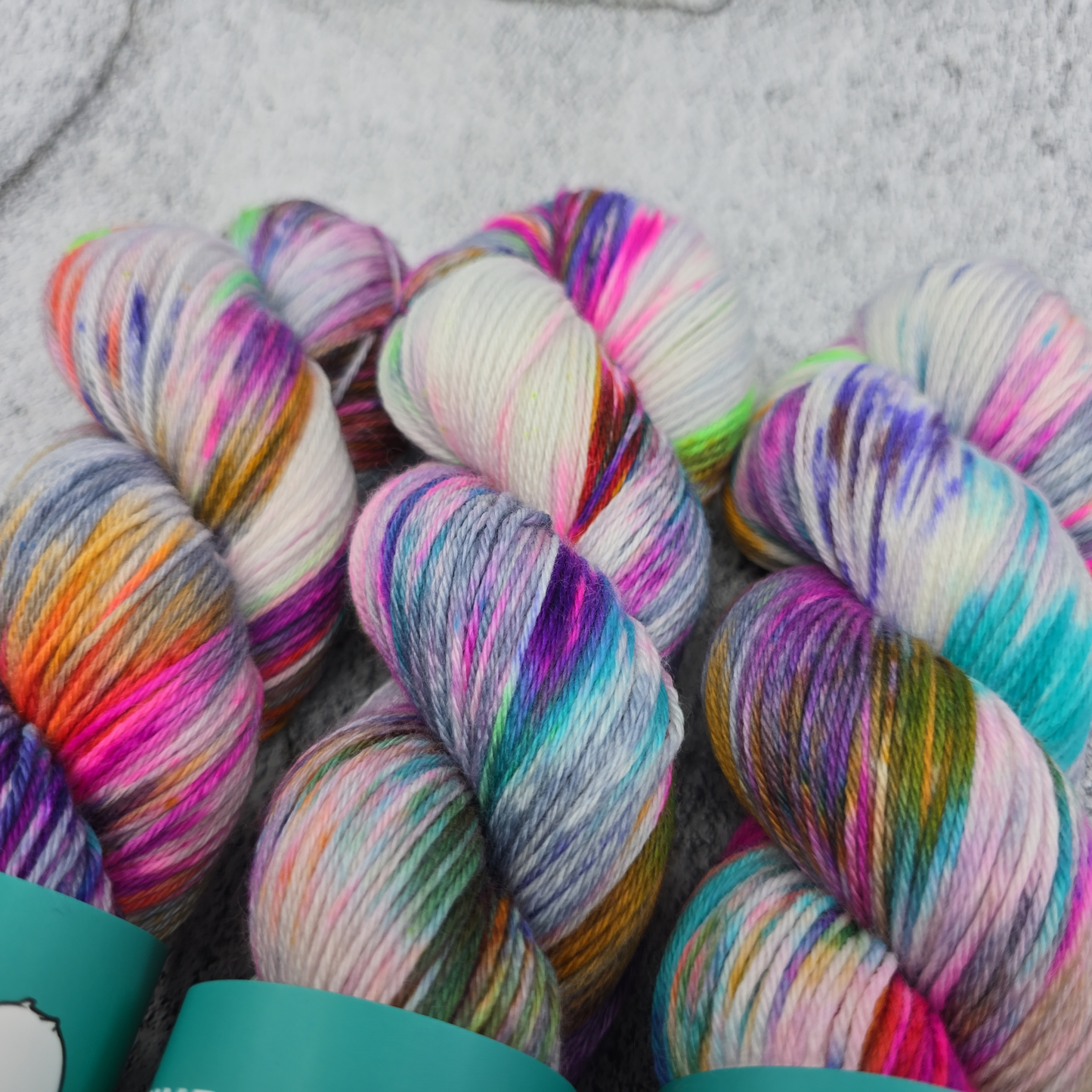 House - Squirm - Undercover Otter