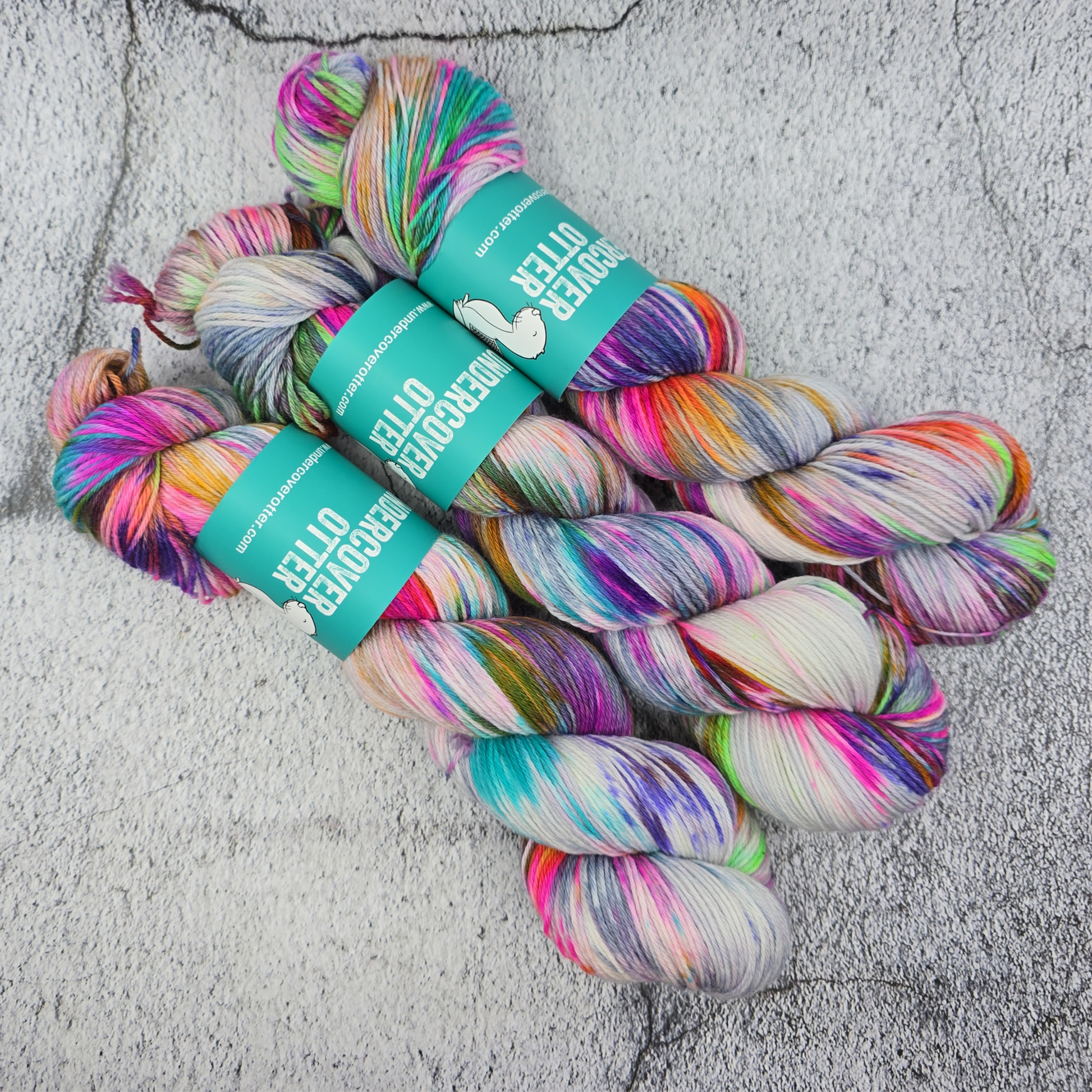 House - Squirm - Undercover Otter