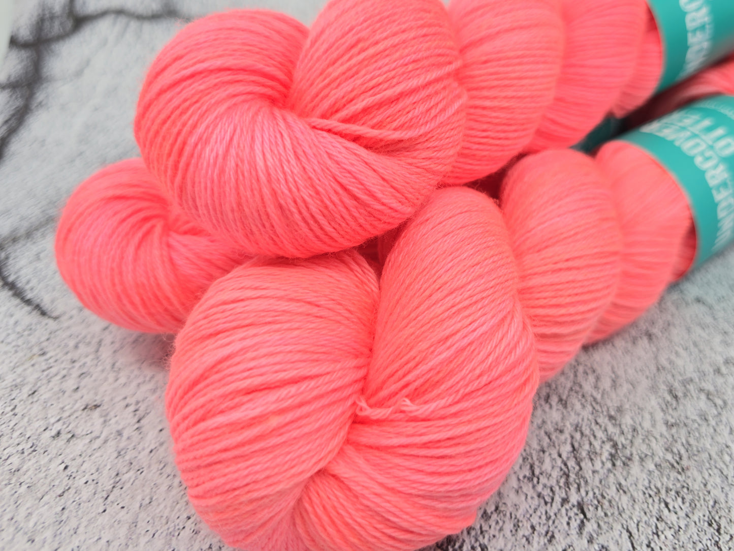 Pom Blossom - Squirm