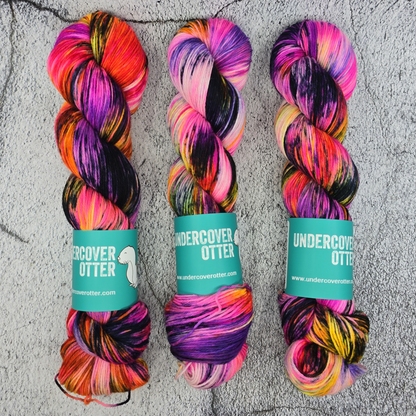 Sunset Remix - Squirm - Undercover Otter