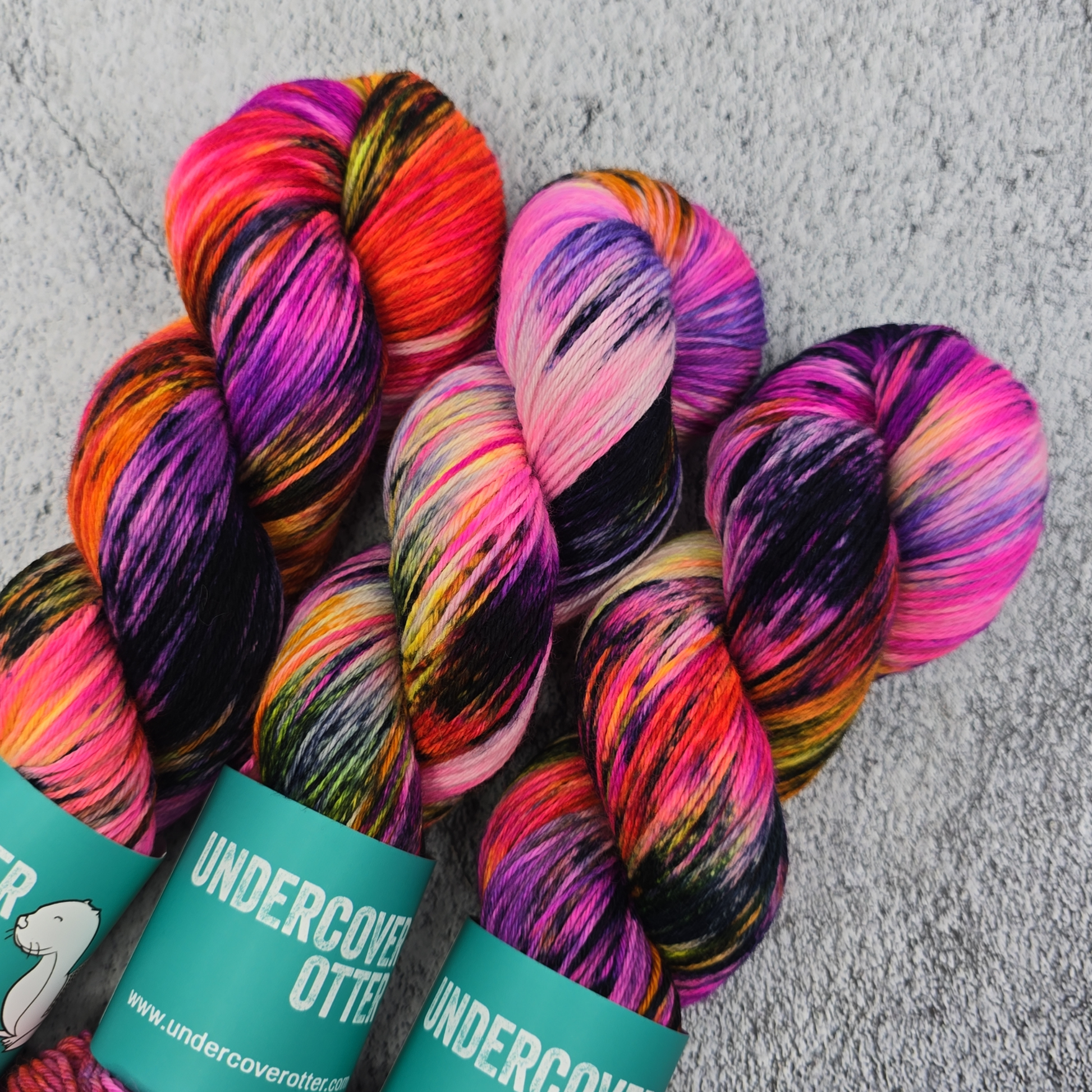 Sunset Remix - Squirm - Undercover Otter