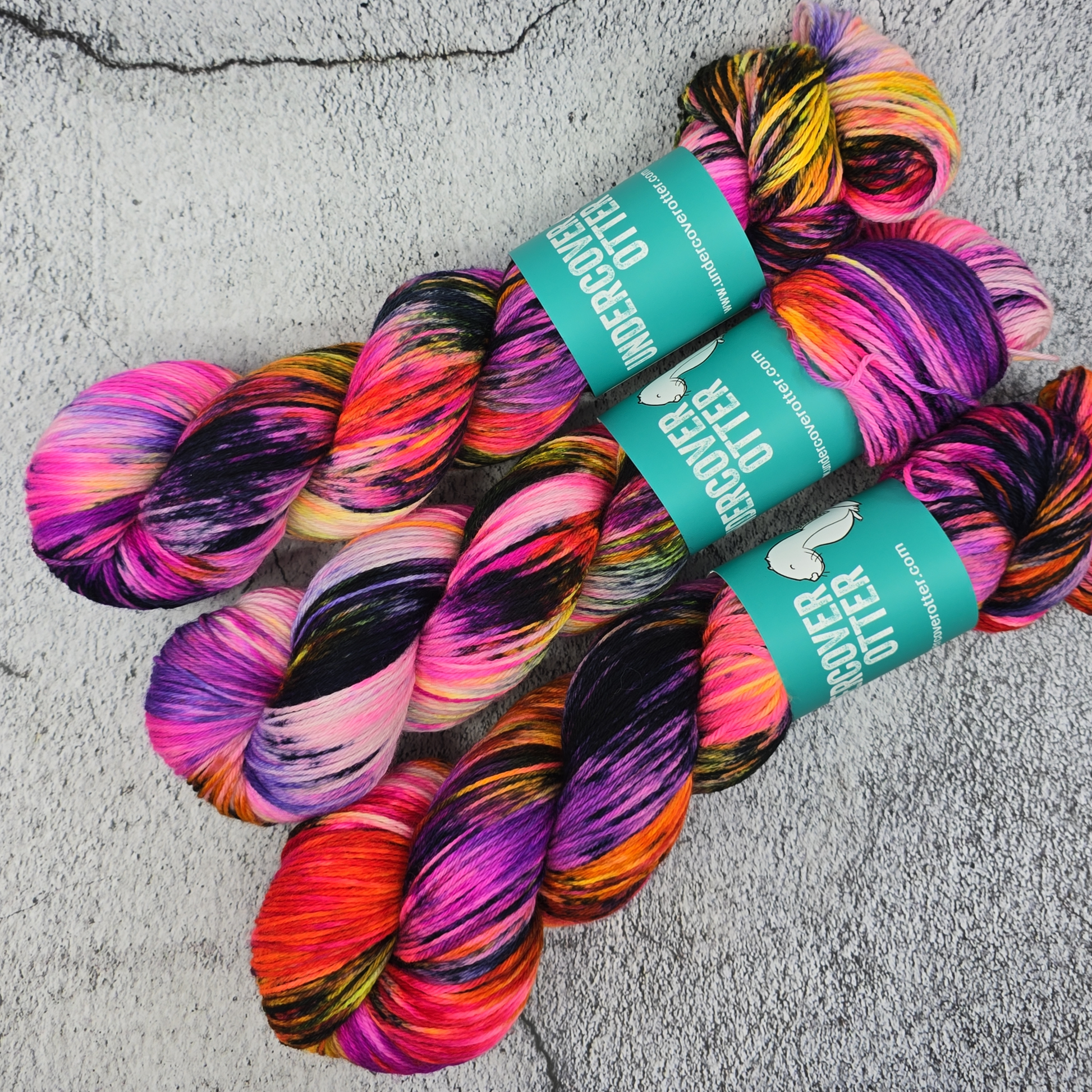 Sunset Remix - Squirm - Undercover Otter