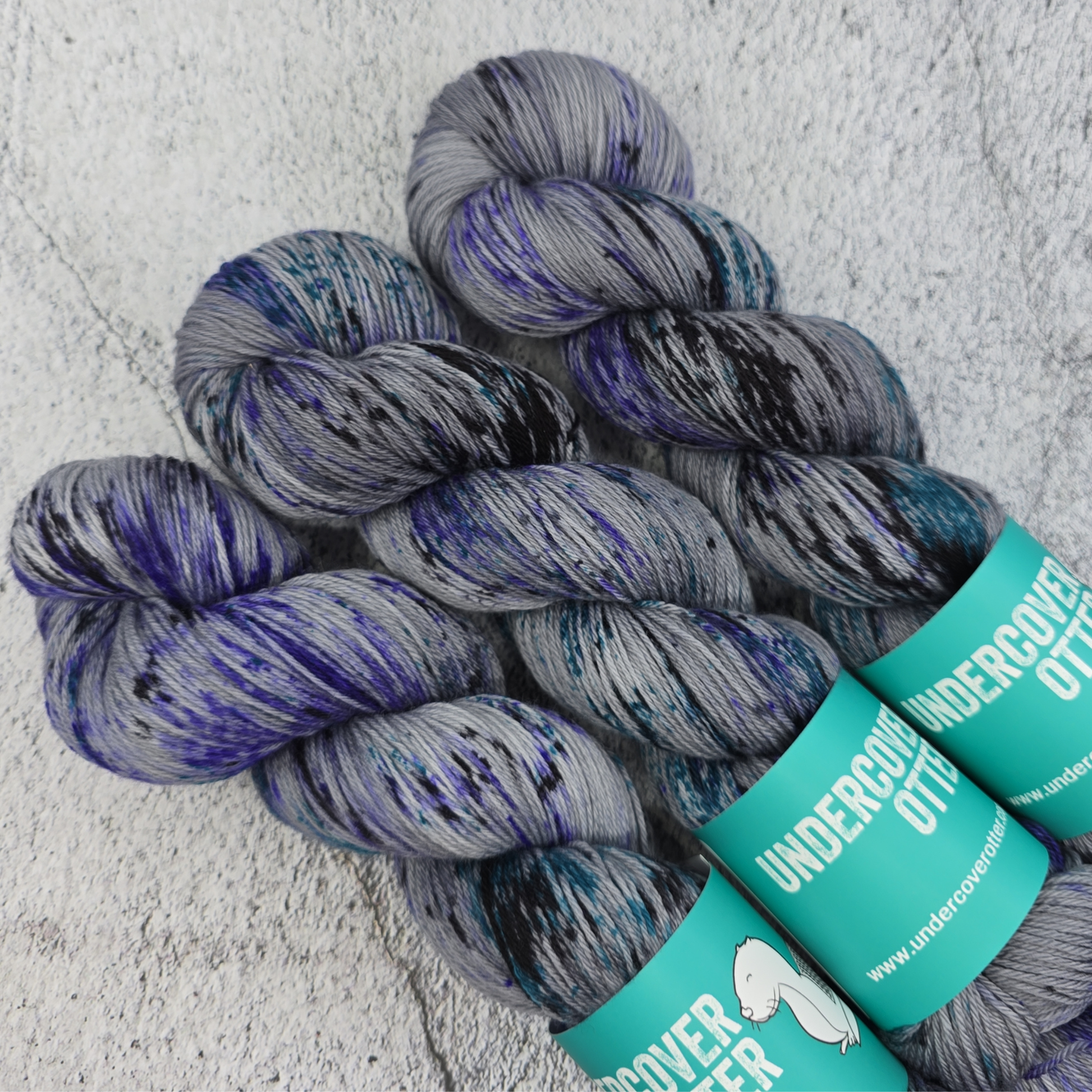 Wolfen - Squirm - Undercover Otter