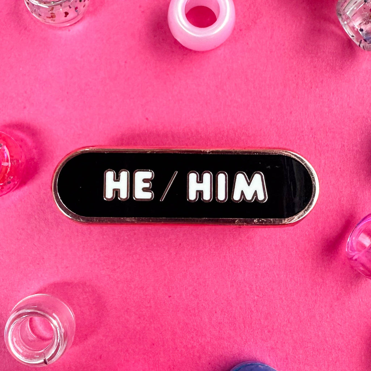 He/Him Pronoun Plaque Enamel Pin - Undercover Otter - Pins - Kitty With A Cupcake - Black