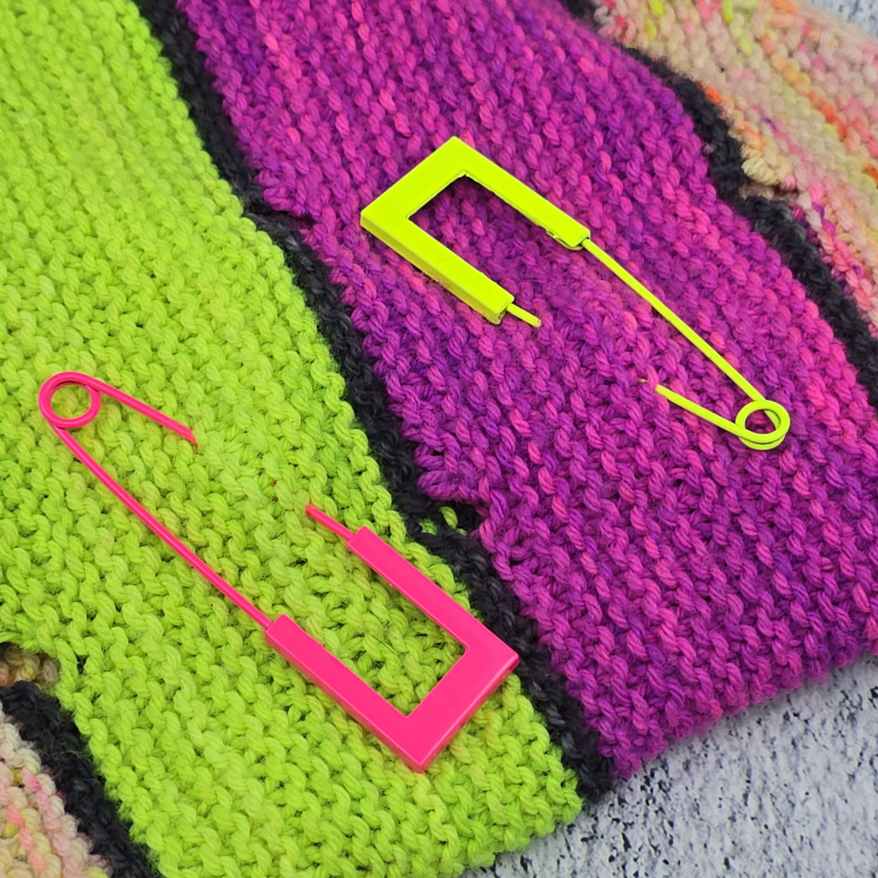 Neon Shawl Pin - Undercover Otter - Crafting Jewelry - Undercover Otter - Neon Pink